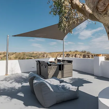 Ferienhaus Red Harmony Stone House *